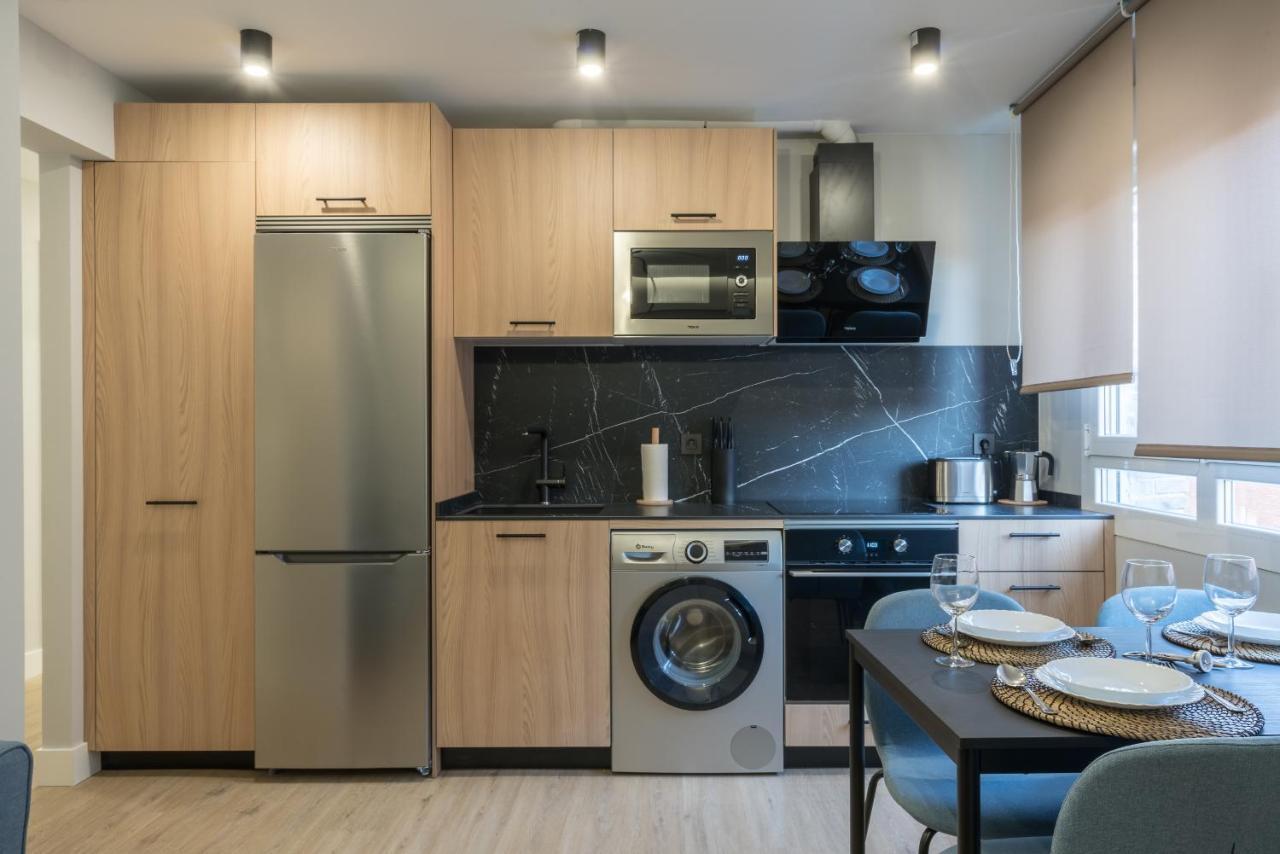 Villa Hita Apartment By People Rentals Bilbao Exteriör bild