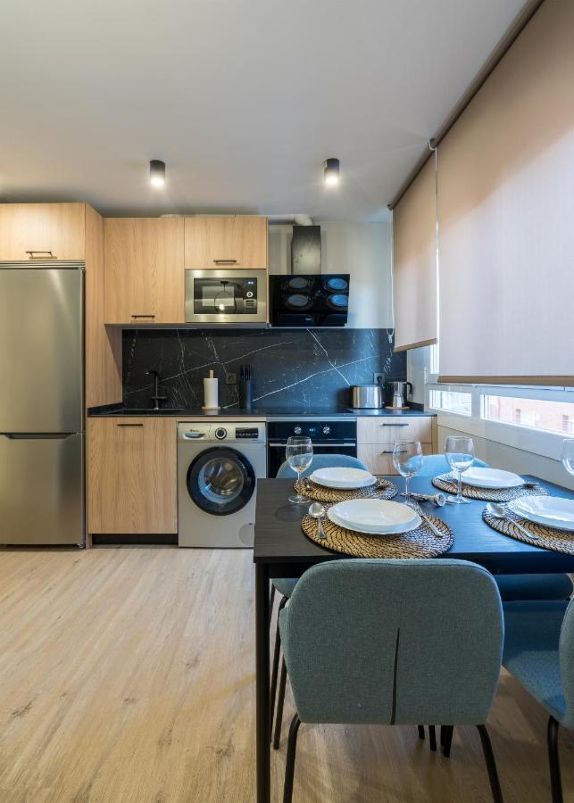 Villa Hita Apartment By People Rentals Bilbao Exteriör bild